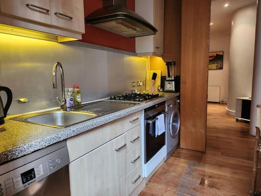 Charming Designer 1 Bed - Check Profile Appartamento *